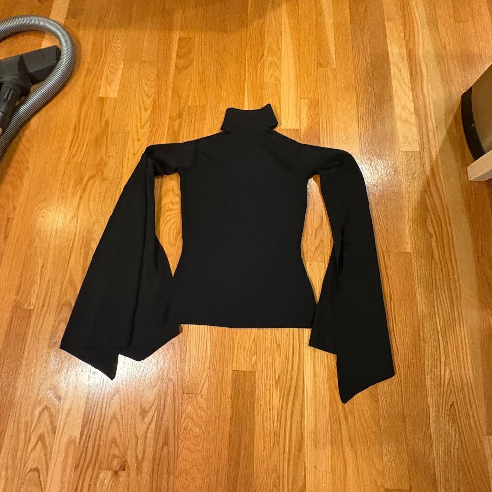 SOLACE LONDON Black Blouse (size 6 USA)